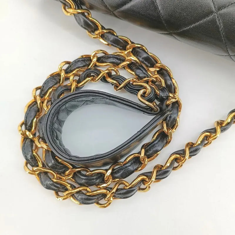 ra542-chanel-vintage-black-lambskin-qulited-flap-bag