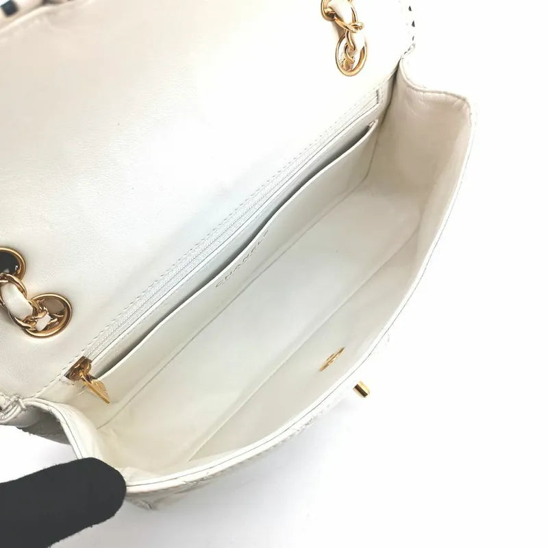 jt157-chanel-vintage-white-lambskin-25cm-flap-bag