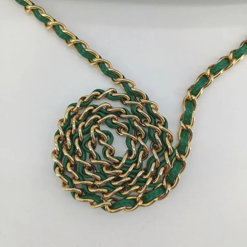 jt300-chanel-vintage-green-lambskin-tassel-camera-bag