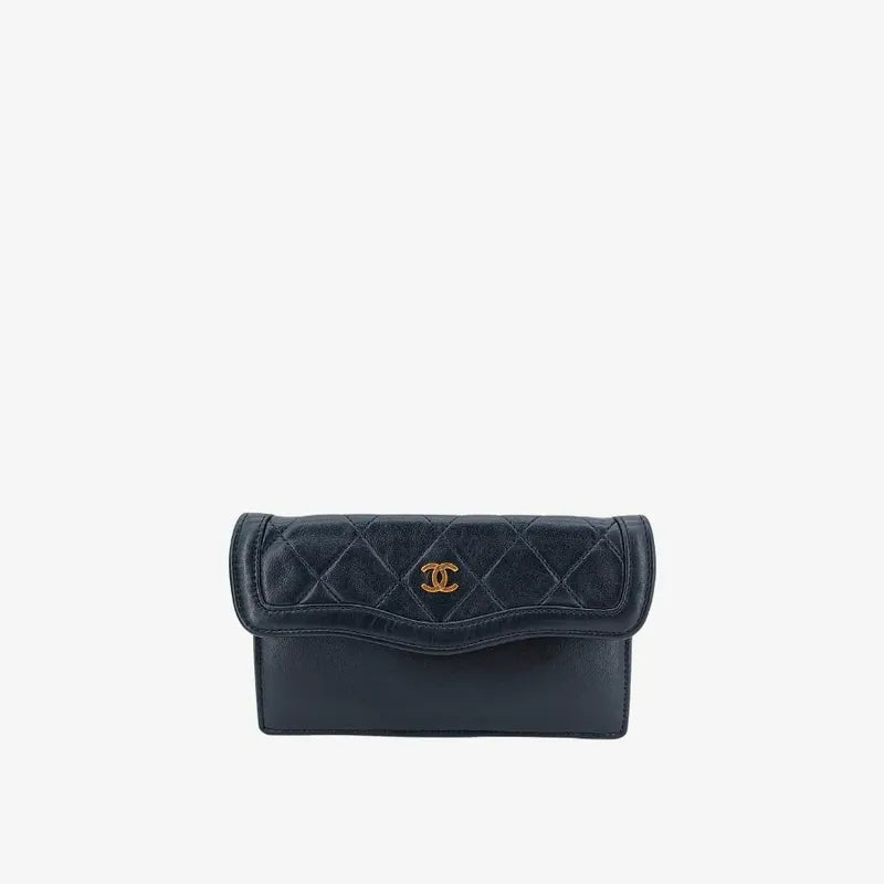 rb403-chanel-vintage-navy-lambskin-quilted-flap-bag