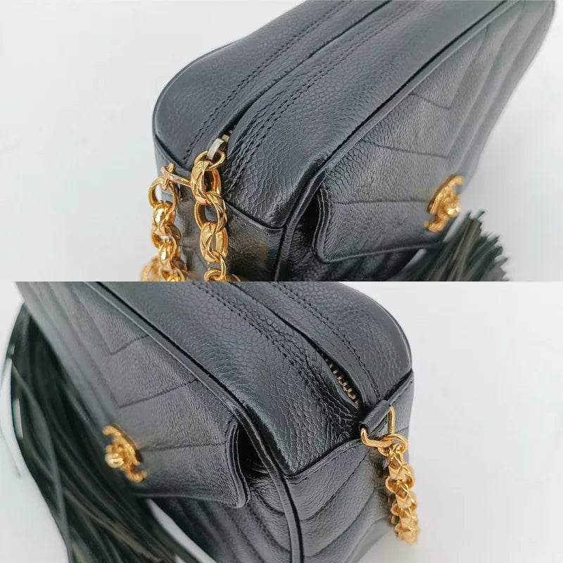 ju669-chanel-vintage-black-caviar-leather-gold-chain-chevron-camera-bag