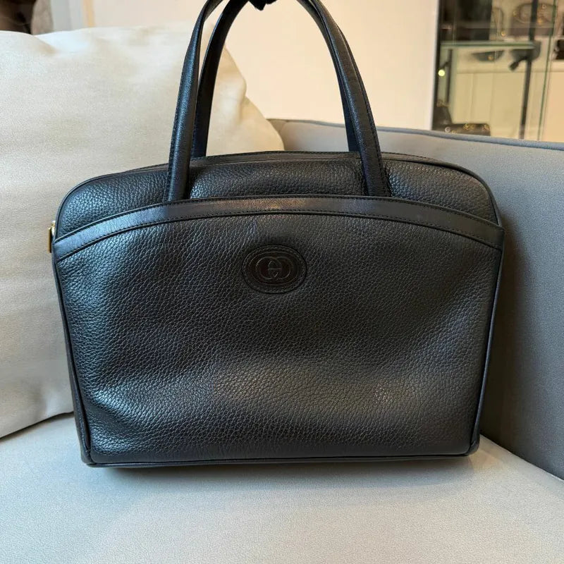 jw411-gucci-90-s-vintage-black-caviar-leather-interlocking-shoulder-bag