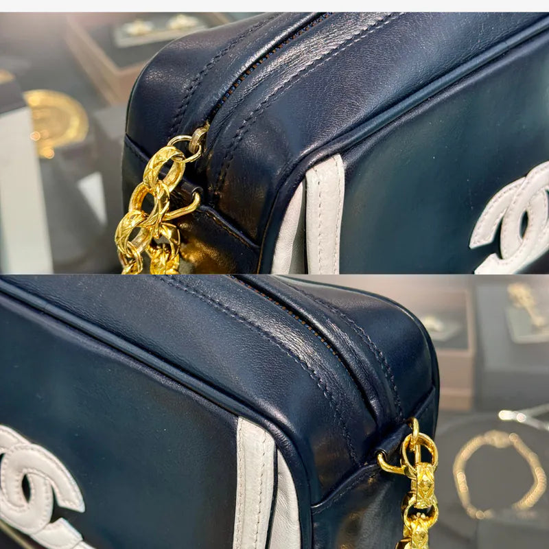 rb795-chanel-vintage-white-navy-lambskin-gold-chain-camera-bag