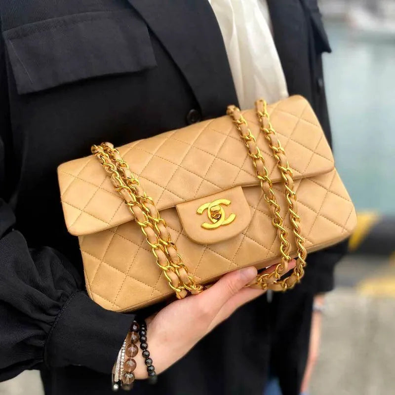 js455-chanel-vintage-beige-lambskin-23cm-classic-flap-bag