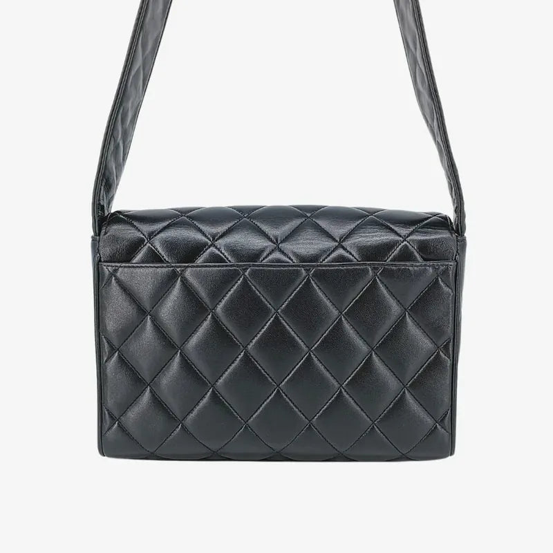 ra073-chanel-vintage-black-lambskin-quilted-flap-bag