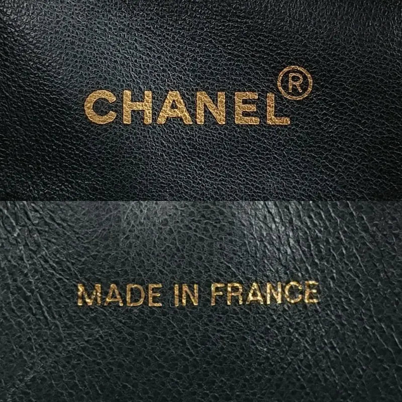 ra455-chanel-vintage-black-lambskin-gold-chain-camera-bag