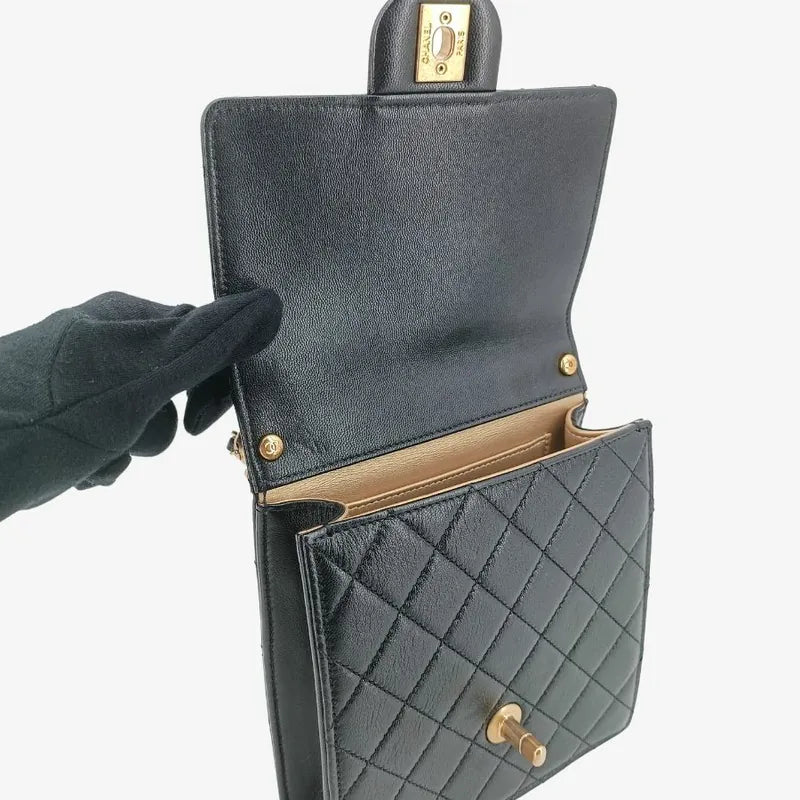 ra406-chanel-black-calfskin-quilted-acrylic-pearl-flap-bag
