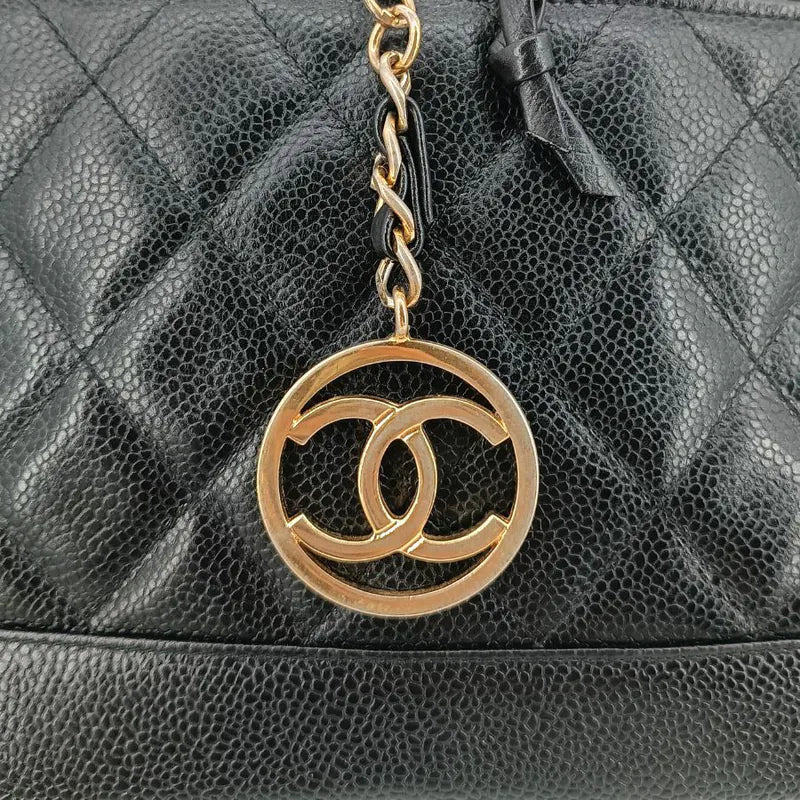 jr357-chanel-vintage-black-caviar-leather-quilted-vanity-case