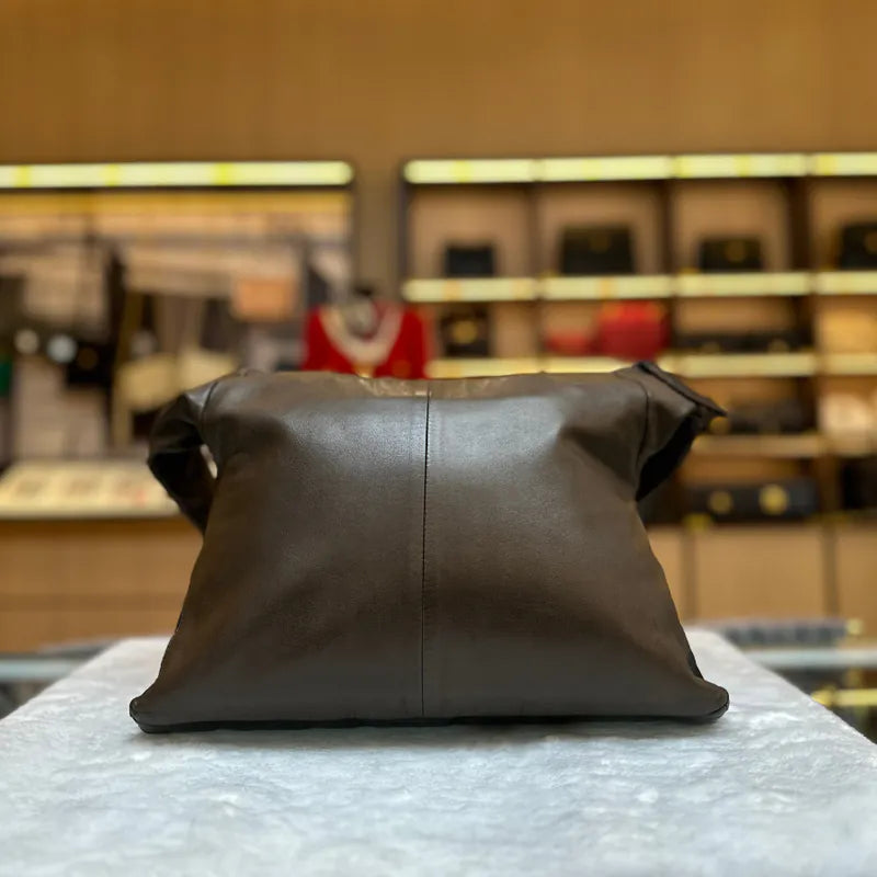 rb727-chanel-vintage-girl-dark-brown-leather-bag