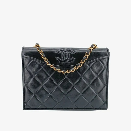 js913-chanel-vintage-black-lambskin-quilted-flap-bag