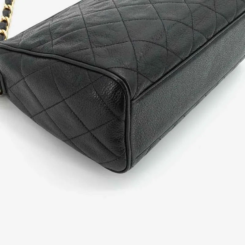 jah48-chanel-vintage-black-caviar-golden-ball-camera-bag