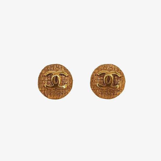 jt177-chanel-vintage-cc-woven-gold-plated-clip-on-earrings