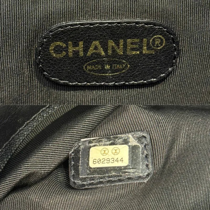 jx064-chanel-vintage-black-lambskin-backpack