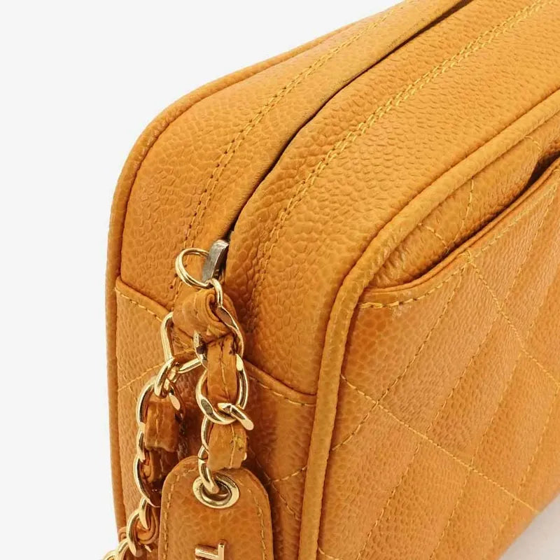 jr782-chanel-vintage-orange-caviar-leather-quilted-camera-bag
