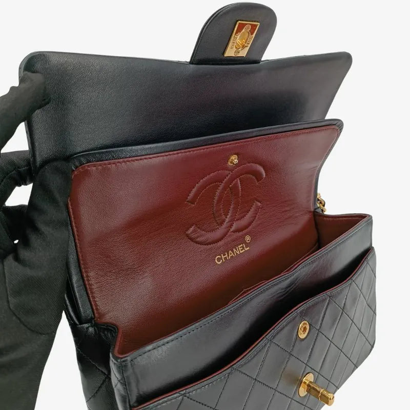 ra475-chanel-vintage-black-lambskin-25cm-classic-flap-bag