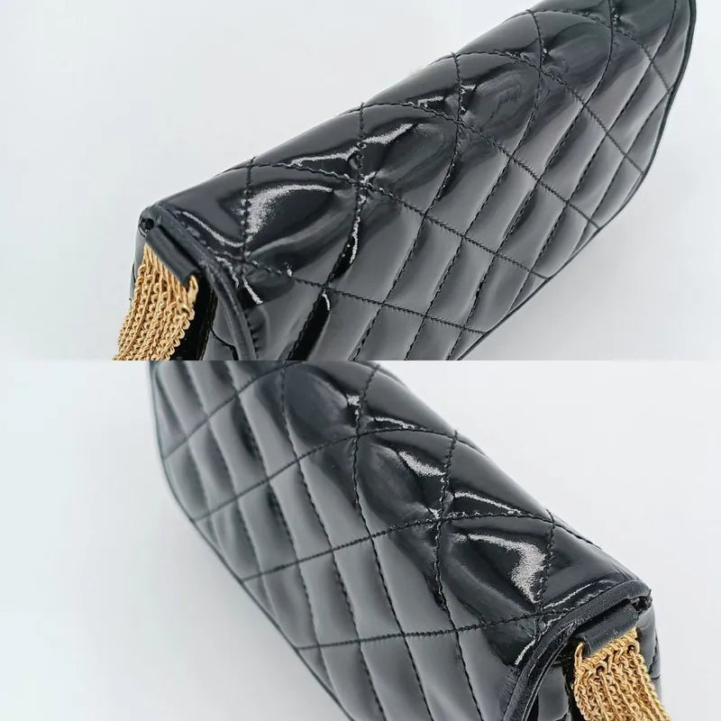 c320-chanel-vintage-black-patent-leather-quilted-flap-bag