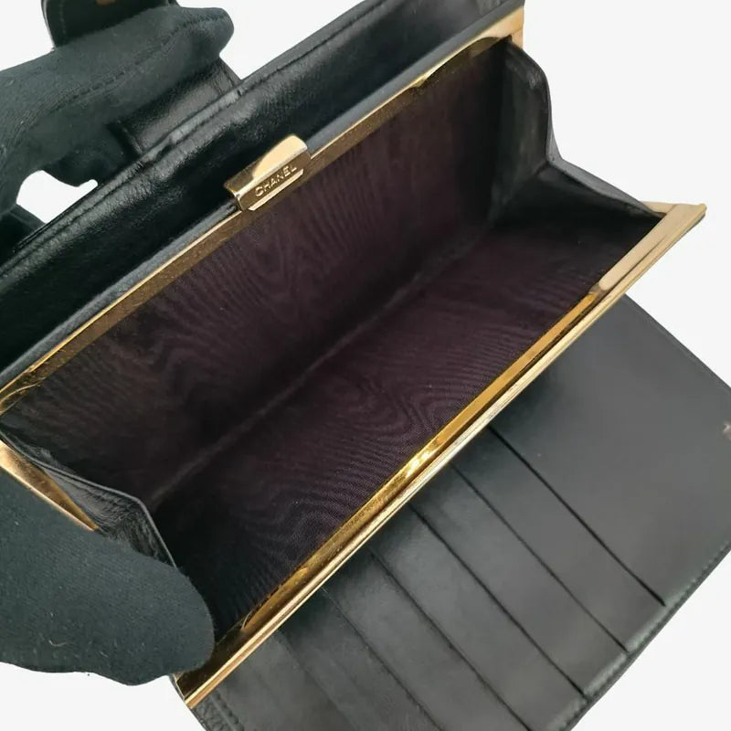 jr513-chanel-black-caviar-leather-wallet