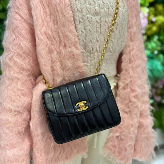 rc769-chanel-vintage-black-lambskin-vertical-gold-chain-flap-bag