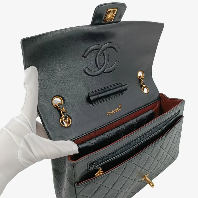 jt879-chanel-vintage-black-lambskin-27cm-classic-flap-bag