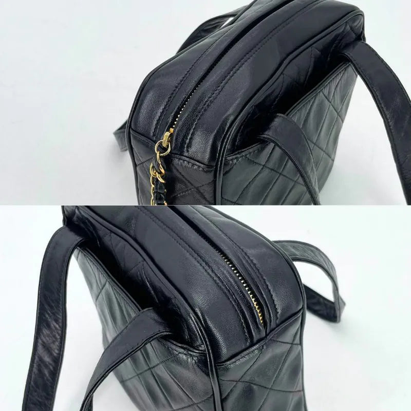 jx726-chanel-vintage-black-lambskin-quilted-handbag