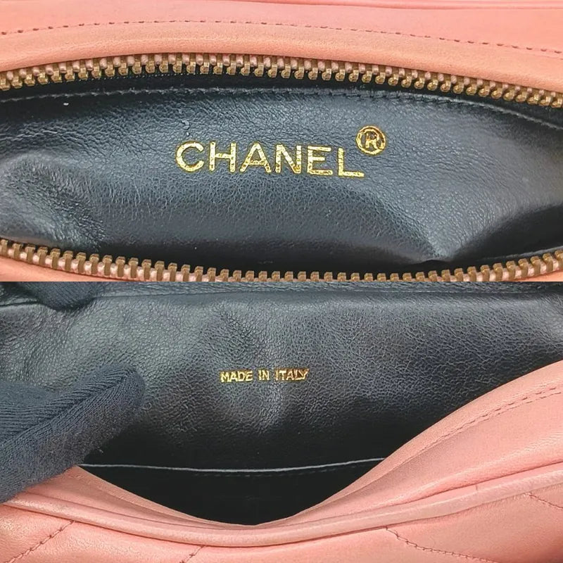 ra022-chanel-vintage-pink-lambskin-tassel-camera-bag