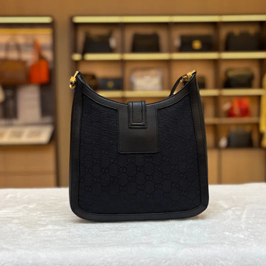 jx775-gucci-vintage-navy-canvas-shoulder-bag