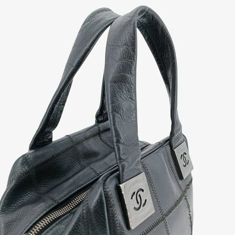 rb765-chanel-vintage-black-caviar-leather-chocolate-bar-handbag