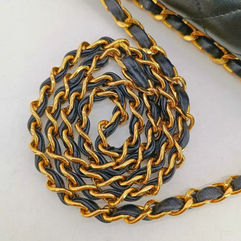 rb598-chanel-vintage-black-lambskin-quilted-flap-bag