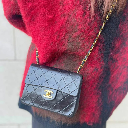 rc581-chanel-vintage-black-lambskin-classic-mini-flap-bag