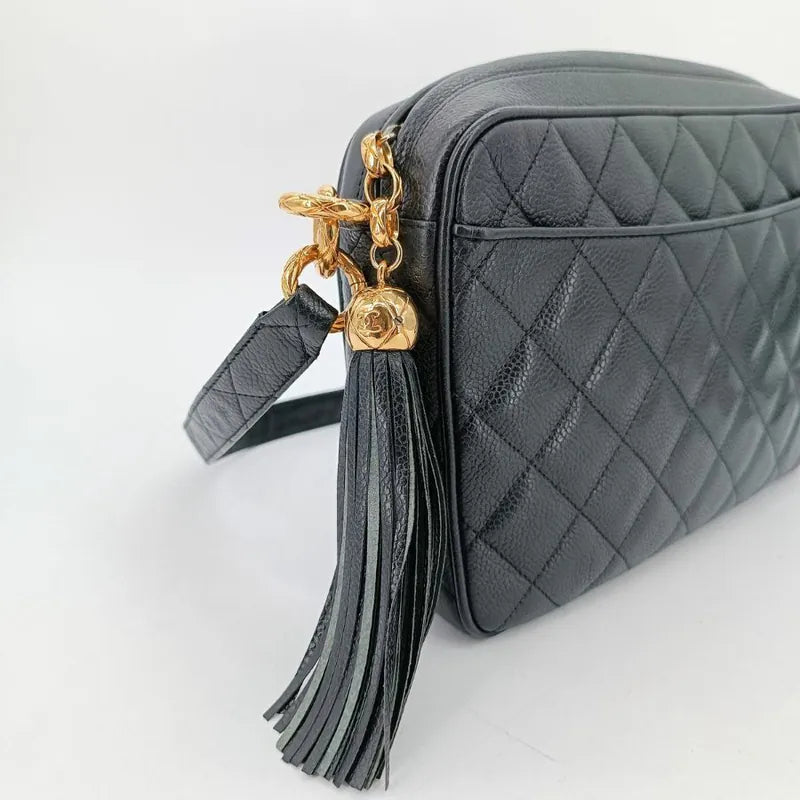 ra065-chanel-vintage-black-caviar-leather-quilted-camera-bag