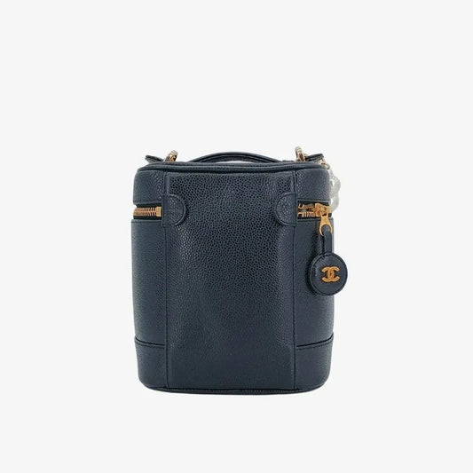 jt080-chanel-vintage-black-caviar-leather-cosmetic-bag