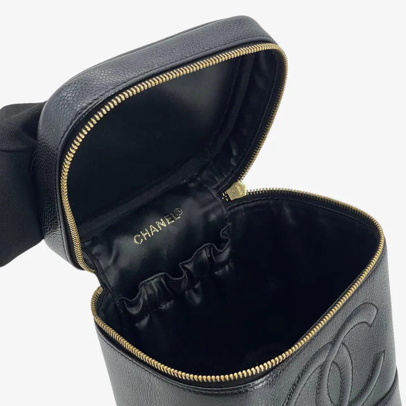 jah199-chanel-vintage-black-caviar-leather-cosmetic-bag