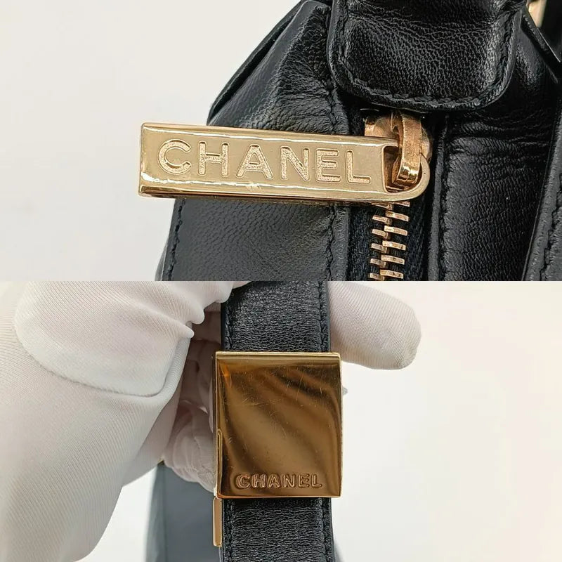 rb011-chanel-vintage-black-lambskin-chocolate-bar-handbag