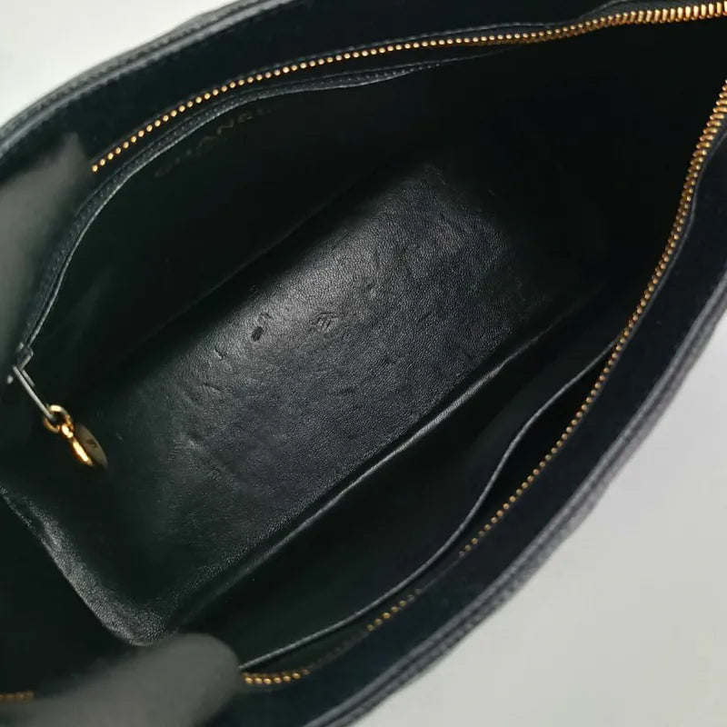 ra691-chanel-vintage-black-caviar-leather-1804-tote-bag
