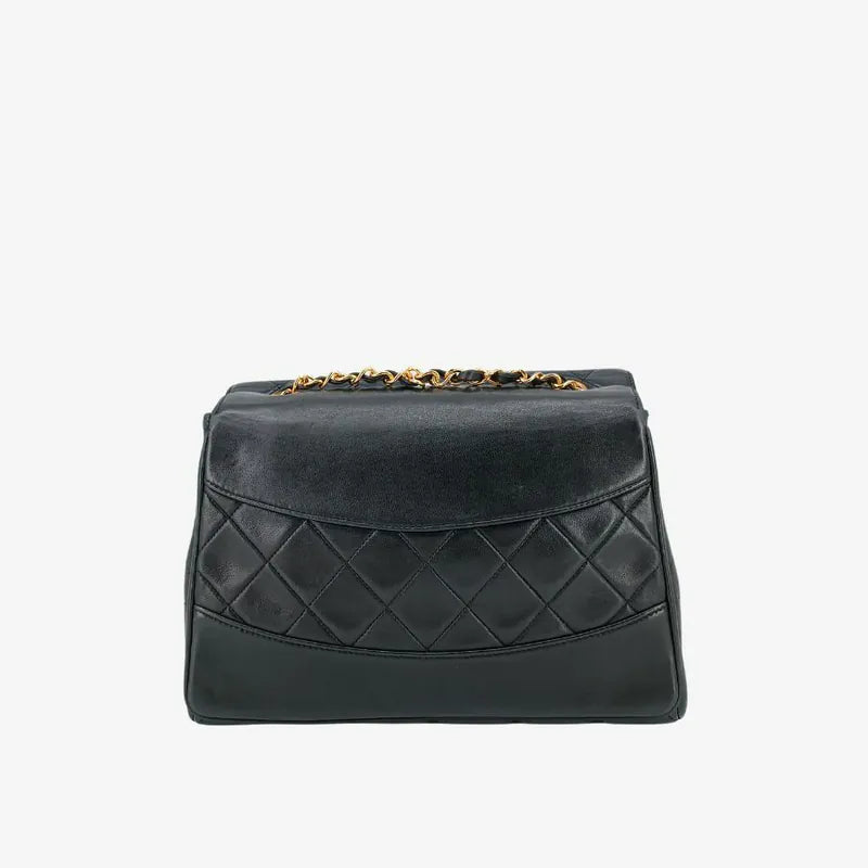 c513-chanel-vintage-black-lambskin-trapezoid-flap-bag
