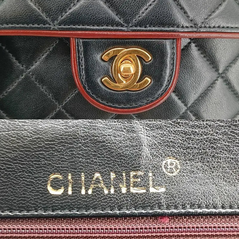 js657-chanel-vintage-black-lambskin-17cm-mini-square-flap-bag