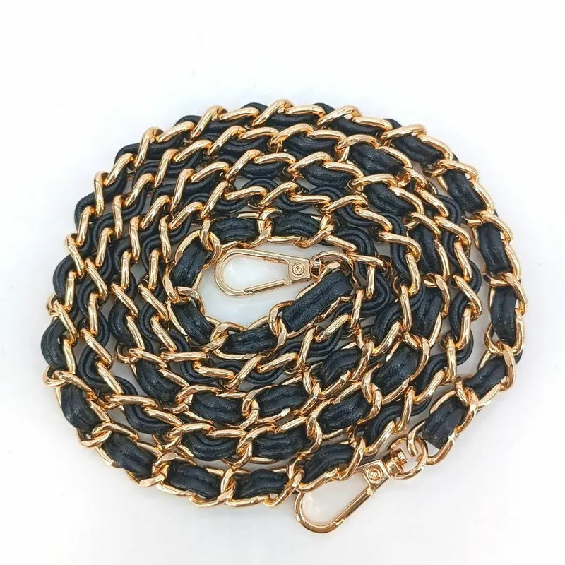 jt428-chanel-vintage-black-caviar-leather-cosmetic-bag