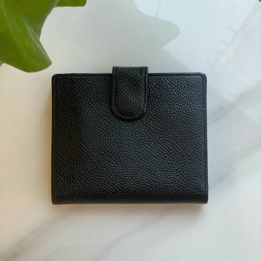 rc030-chanel-vintage-black-caviar-leather-wallet