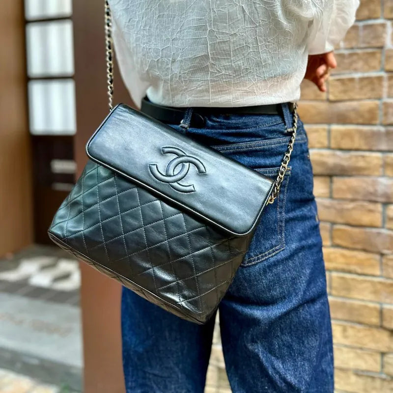 jah124-chanel-vintage-black-lambskin-quilted-flap-bag