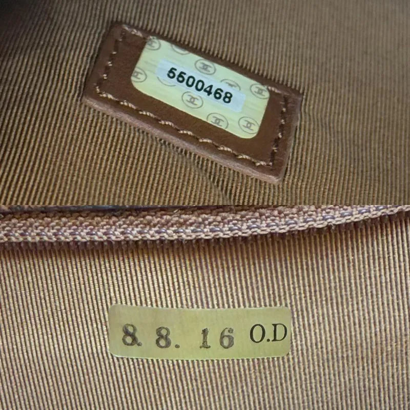 ju293-chanel-vintage-brown-caviar-leather-embroidered-logo-tote-bag