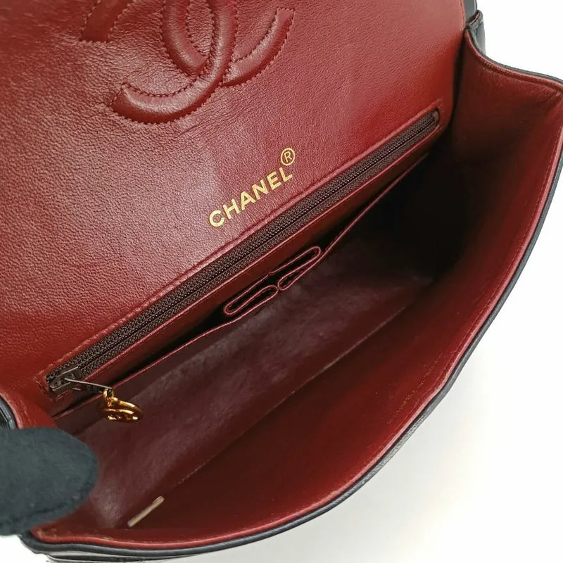 c336-chanel-vintage-black-lambskin-25cm-flap-bag