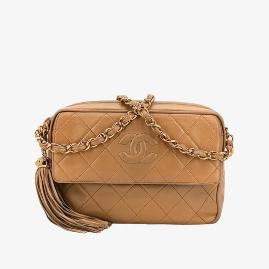 jah116-chanel-vintage-beige-lambskin-tassel-camera-bag