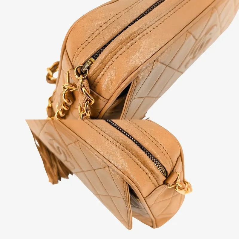 jah116-chanel-vintage-beige-lambskin-tassel-camera-bag