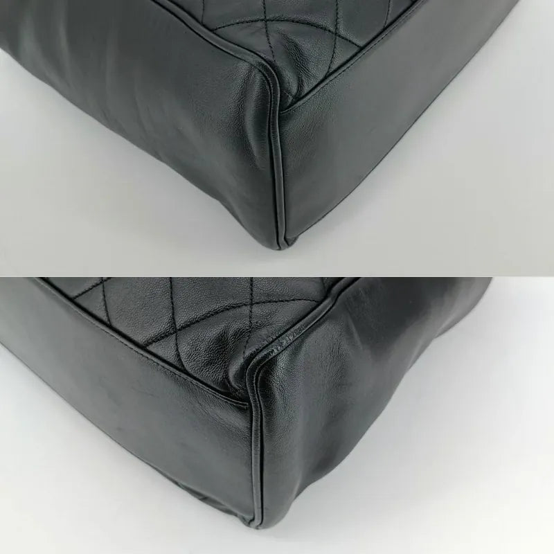 rb713-chanel-vintage-black-lambskin-quilted-tote-bag