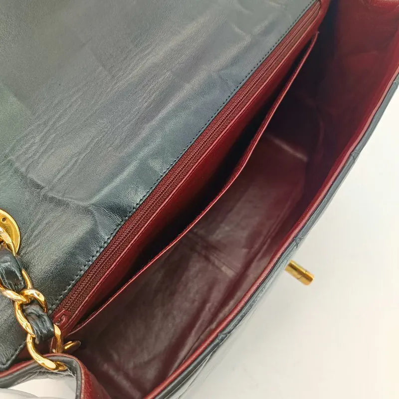 ra155-chanel-vintage-black-lambskin-big-cc-flap-bag