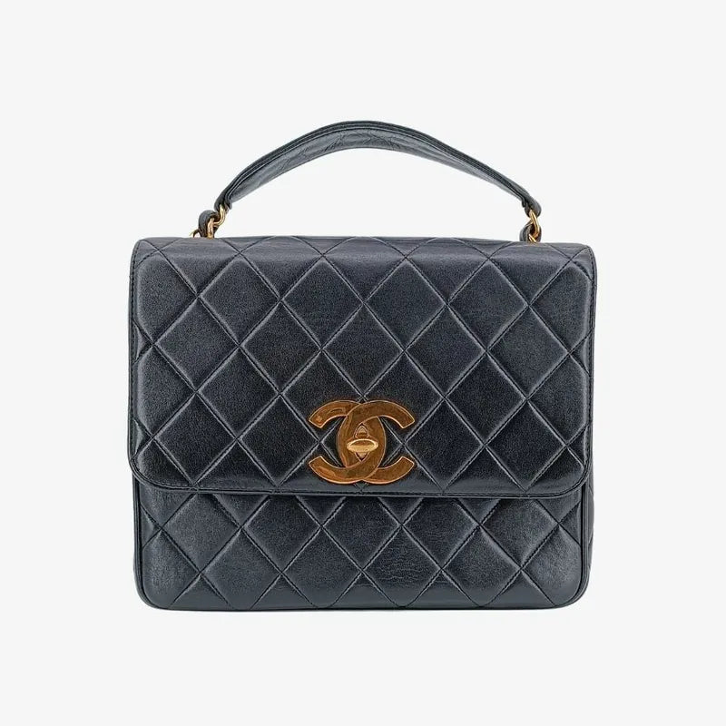 c370-chanel-vintage-black-lambskin-qulited-flap-bag