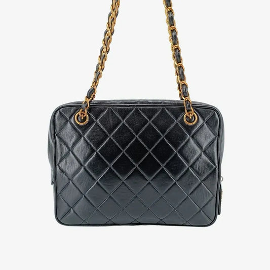 jah149-chanel-vintage-black-lambskin-quilted-tote-bag