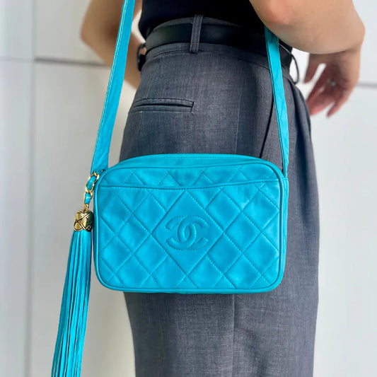 rb575-chanel-vintage-blue-lambskin-tassel-camera-bag