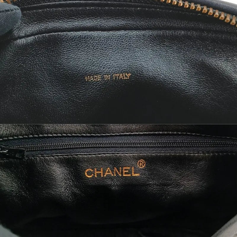 jt135-chanel-vintage-black-lambskin-quilted-camera-bag