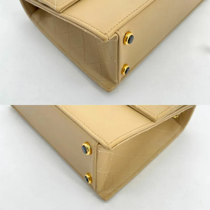 c511-chanel-vintage-beige-lambskin-trapezoid-flap-bag